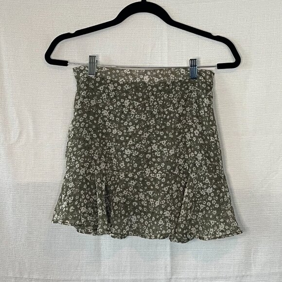 Boutique Green Floral Skirt Size Small - 0295 - Picture 3 of 3